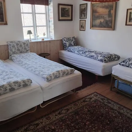 Falster فندق مبيت وإفطار *