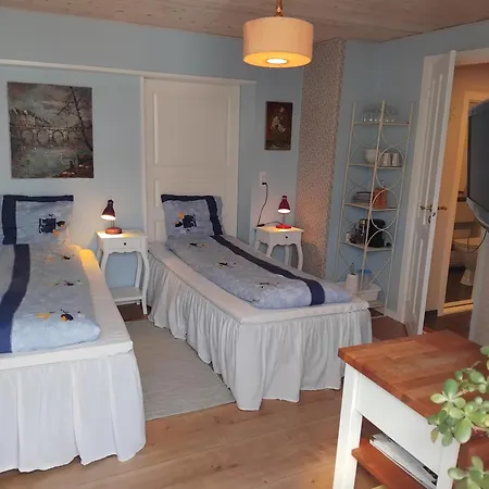 Bed & Breakfast Falster *